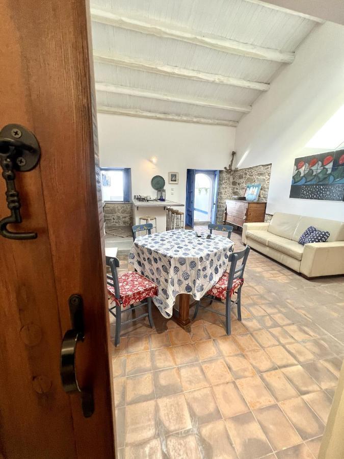 Casa Della Ghiacciaia Villa Capo dʼOrlando Exteriör bild
